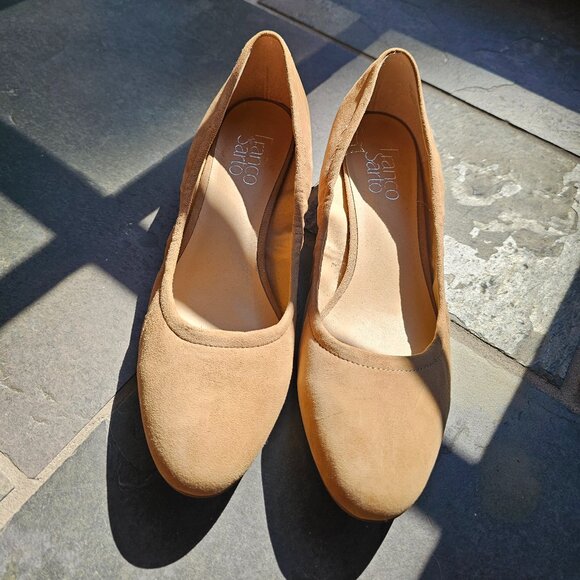 Franco Sarto Suede Texture Low Heels - Picture 1 of 4